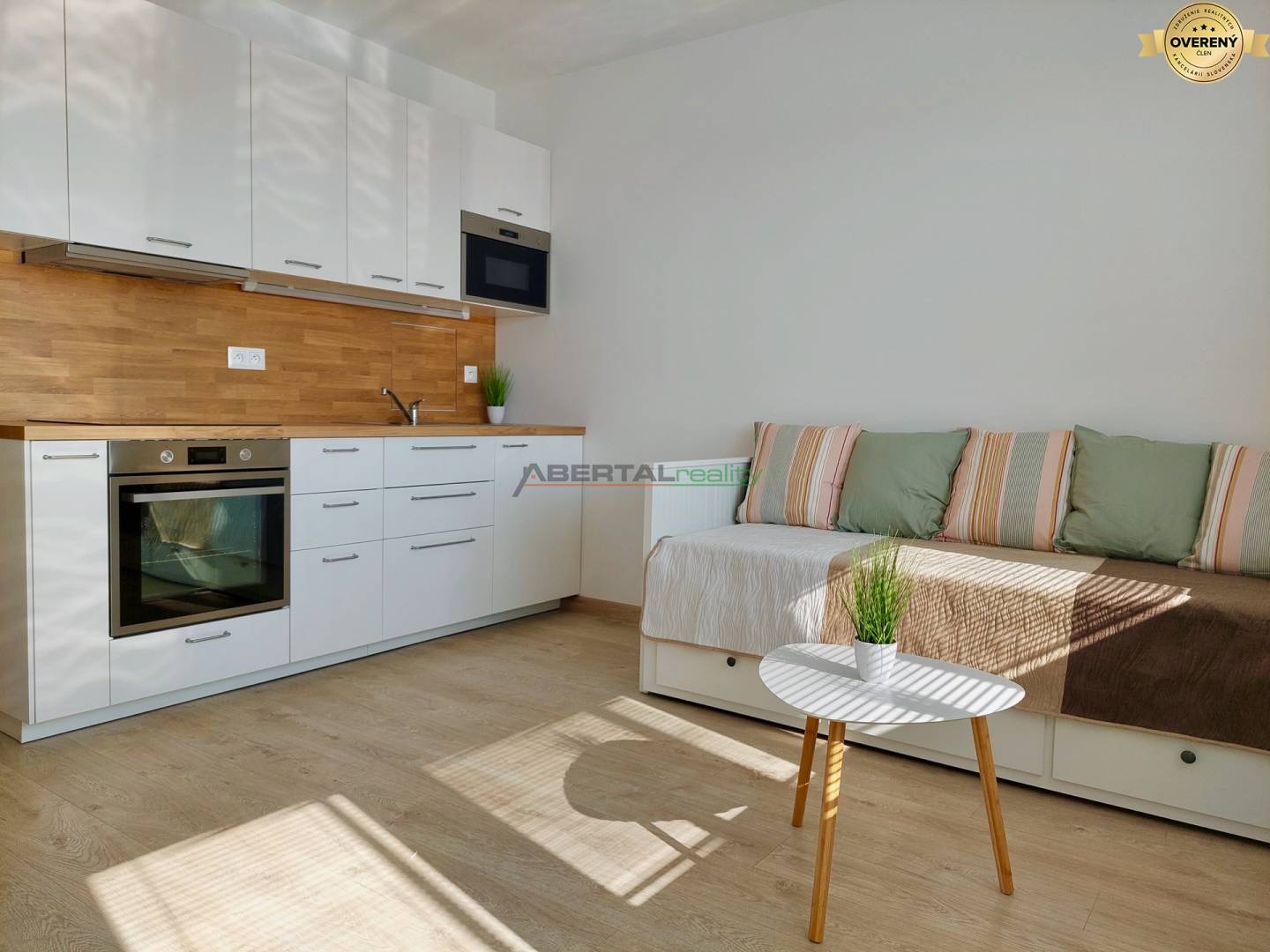 Rent Single studio, Single studio, Blagoevova, Bratislava - Petržalka,