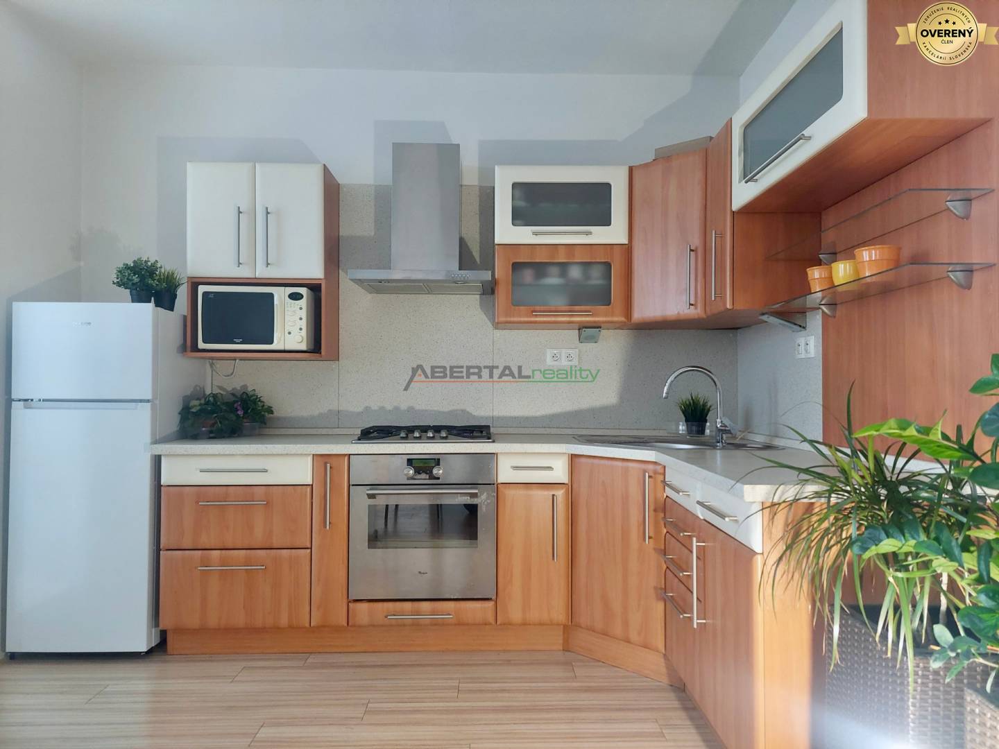 Rent Two bedroom apartment, Two bedroom apartment, Topoľčianska, Brati