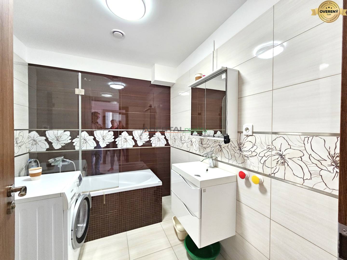 Sale Three bedroom apartment, Three bedroom apartment, Svätej rodiny,