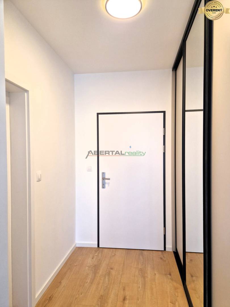 Rent One bedroom apartment, One bedroom apartment, Broskyňová, Senec,