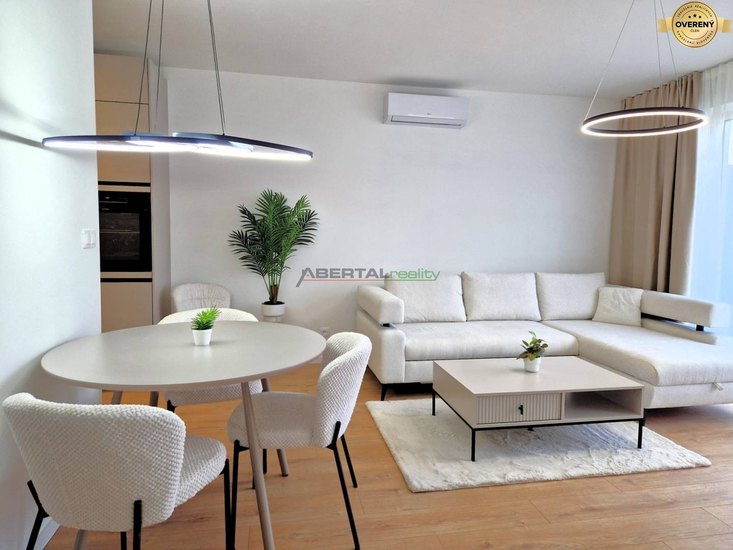 Rent One bedroom apartment, One bedroom apartment, Broskyňová, Senec,