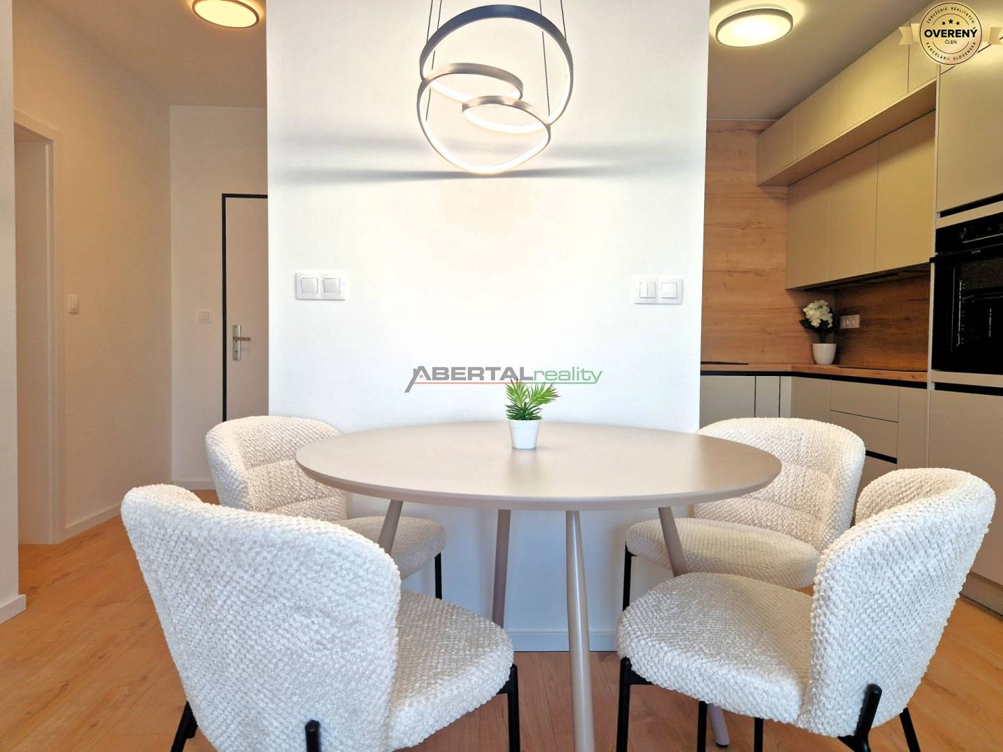 Rent One bedroom apartment, One bedroom apartment, Broskyňová, Senec,