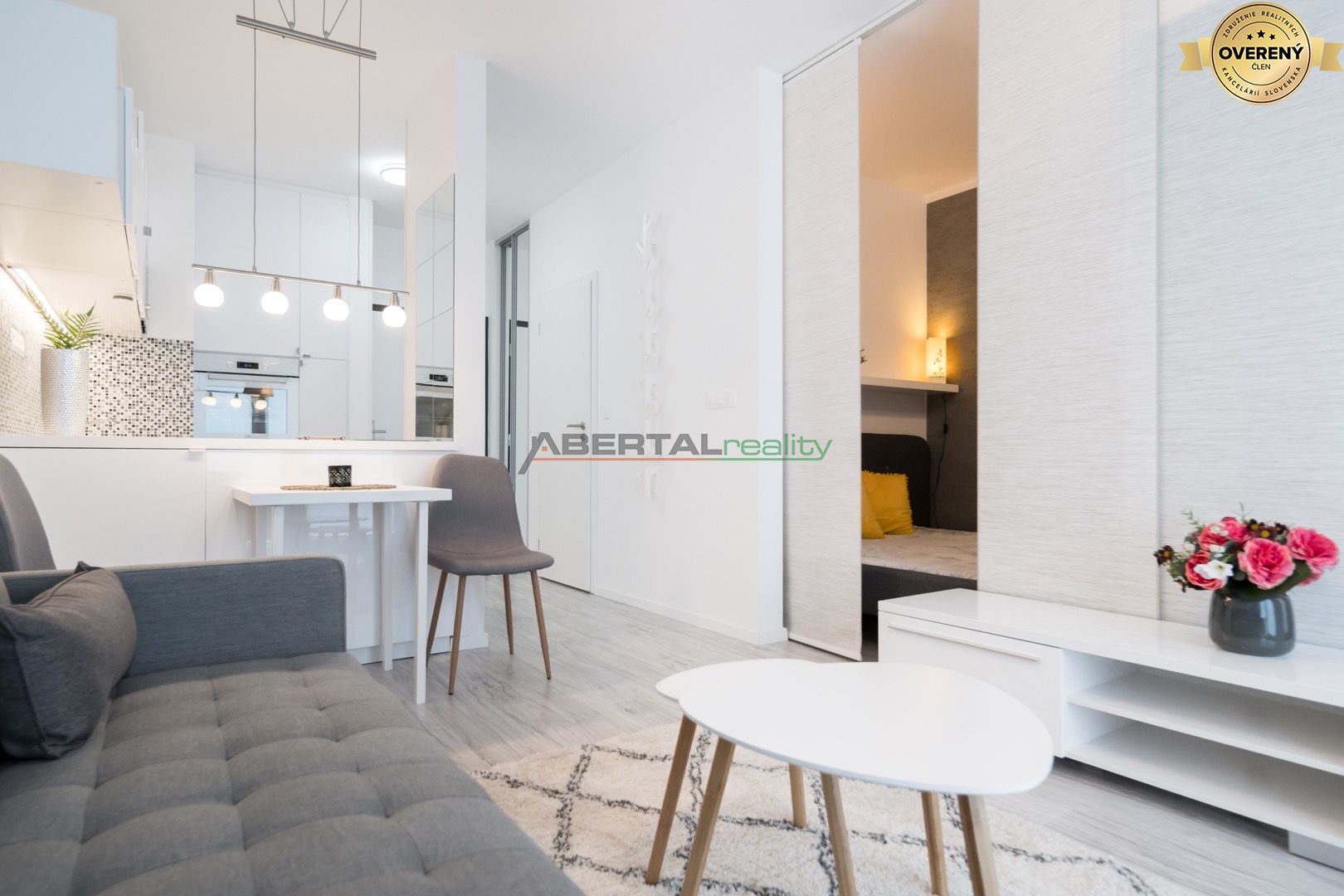 Rent Studio, Studio, Zuzany Chalupovej, Bratislava - Petržalka, Slovak