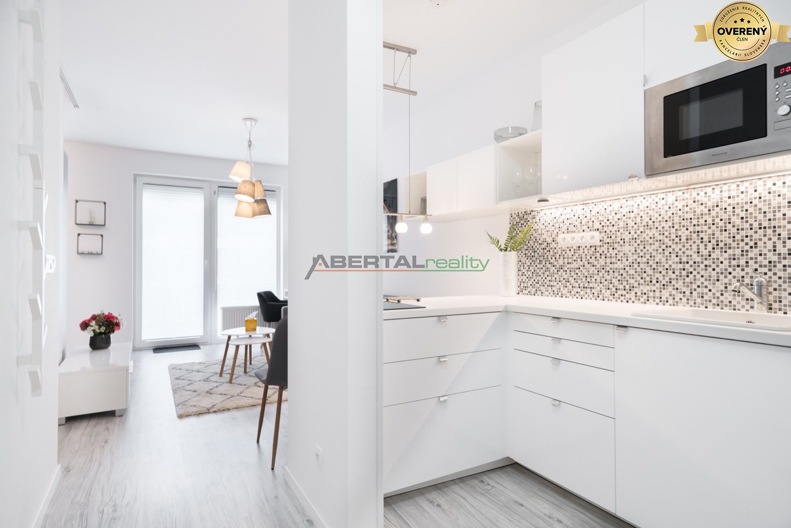Rent Studio, Studio, Zuzany Chalupovej, Bratislava - Petržalka, Slovak