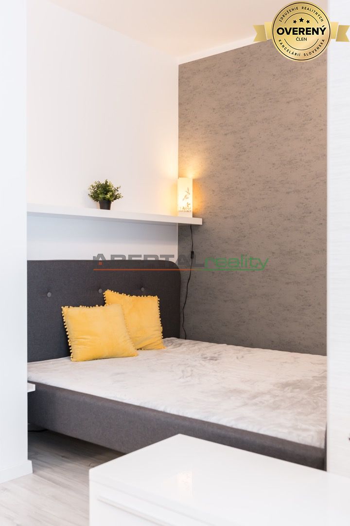 Rent Studio, Studio, Zuzany Chalupovej, Bratislava - Petržalka, Slovak