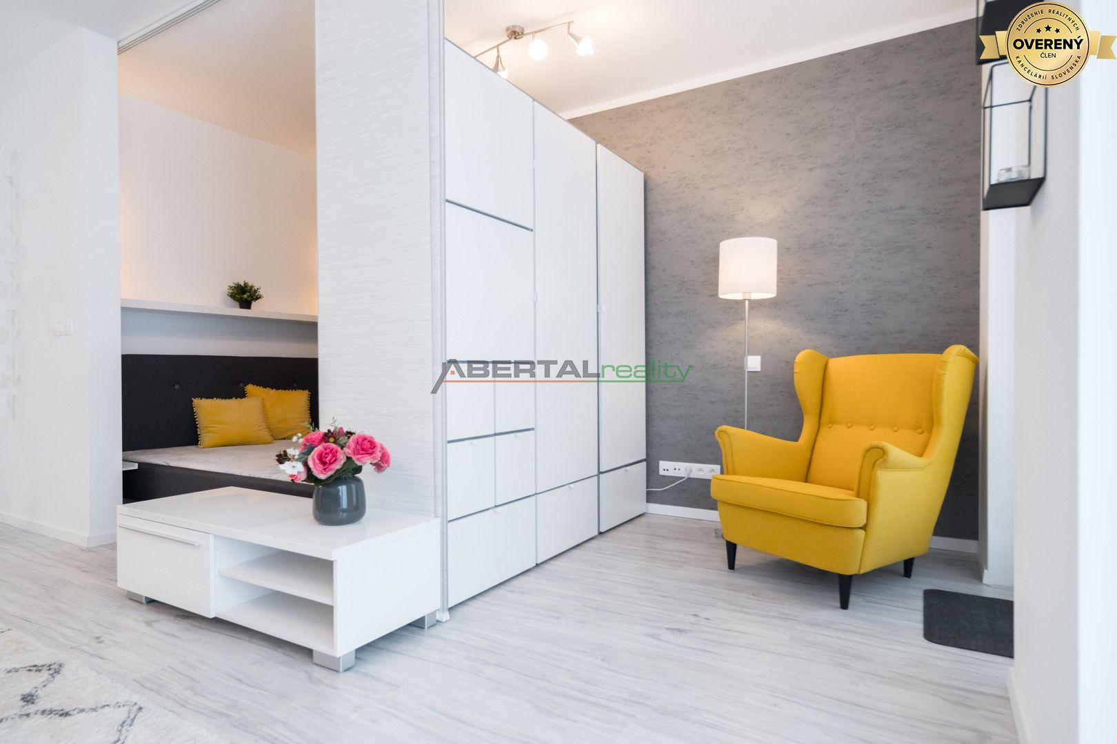 Rent Studio, Studio, Zuzany Chalupovej, Bratislava - Petržalka, Slovak