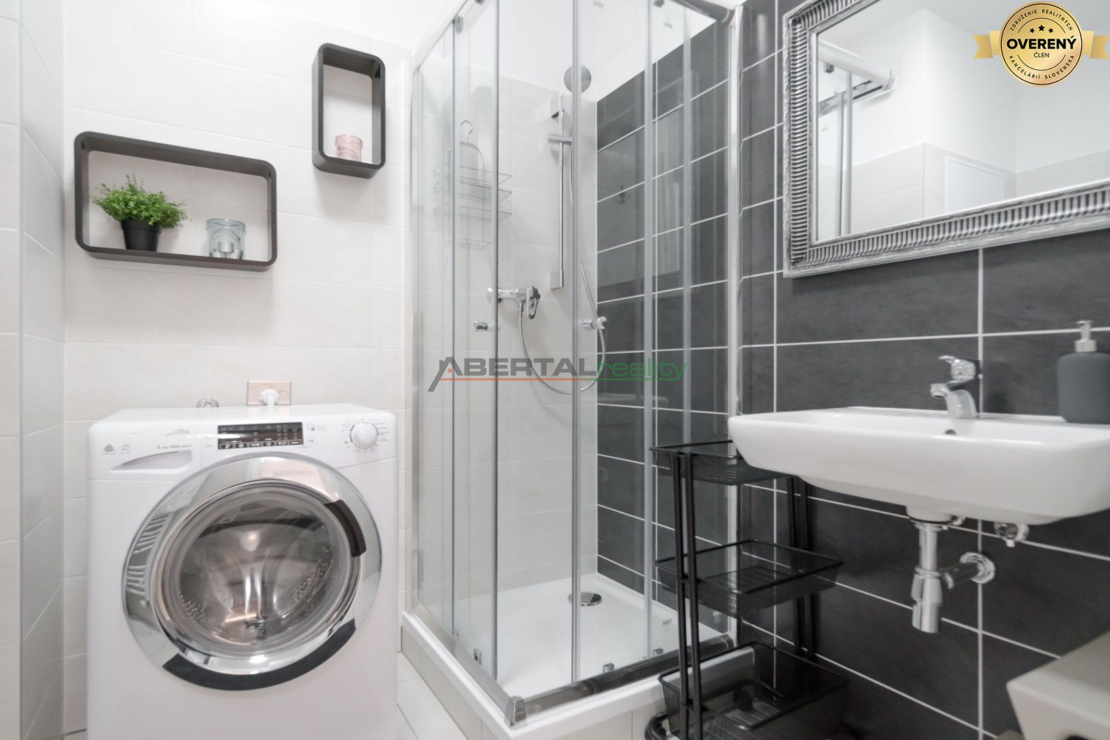 Rent Studio, Studio, Zuzany Chalupovej, Bratislava - Petržalka, Slovak