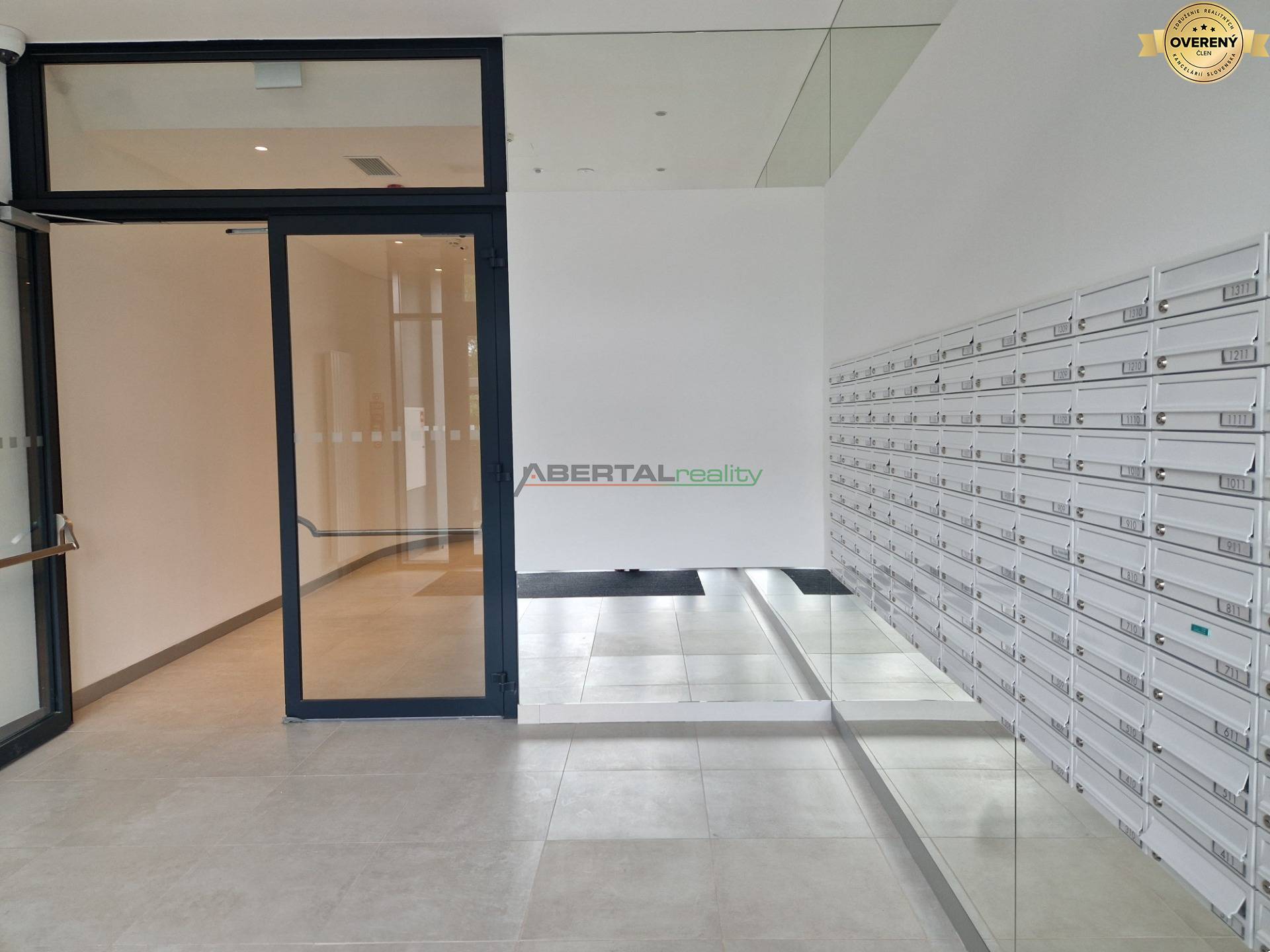 Rent Studio, Studio, Rožňavská, Bratislava - Nové Mesto, Slovakia