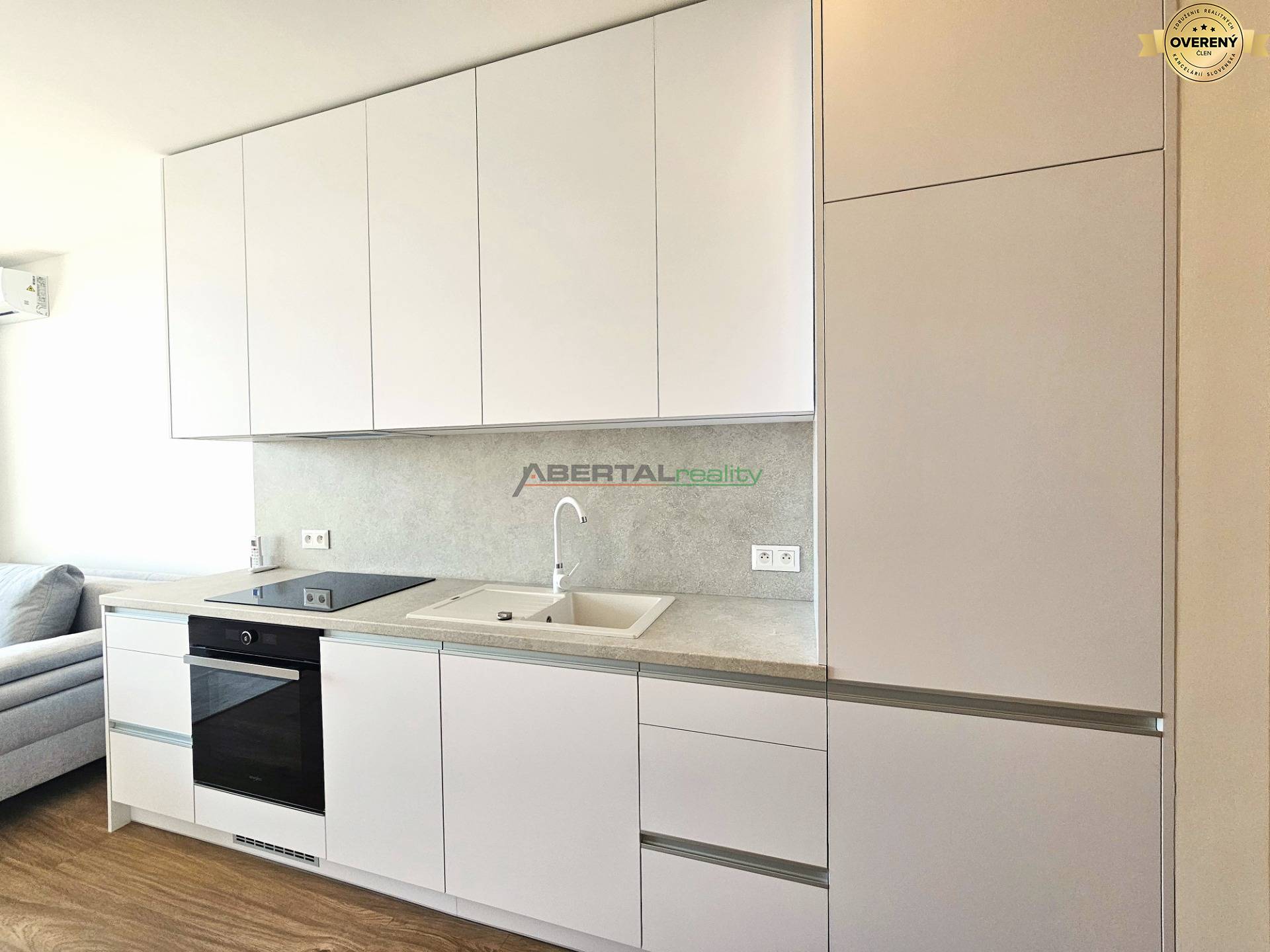 Rent Studio, Studio, Rožňavská, Bratislava - Nové Mesto, Slovakia