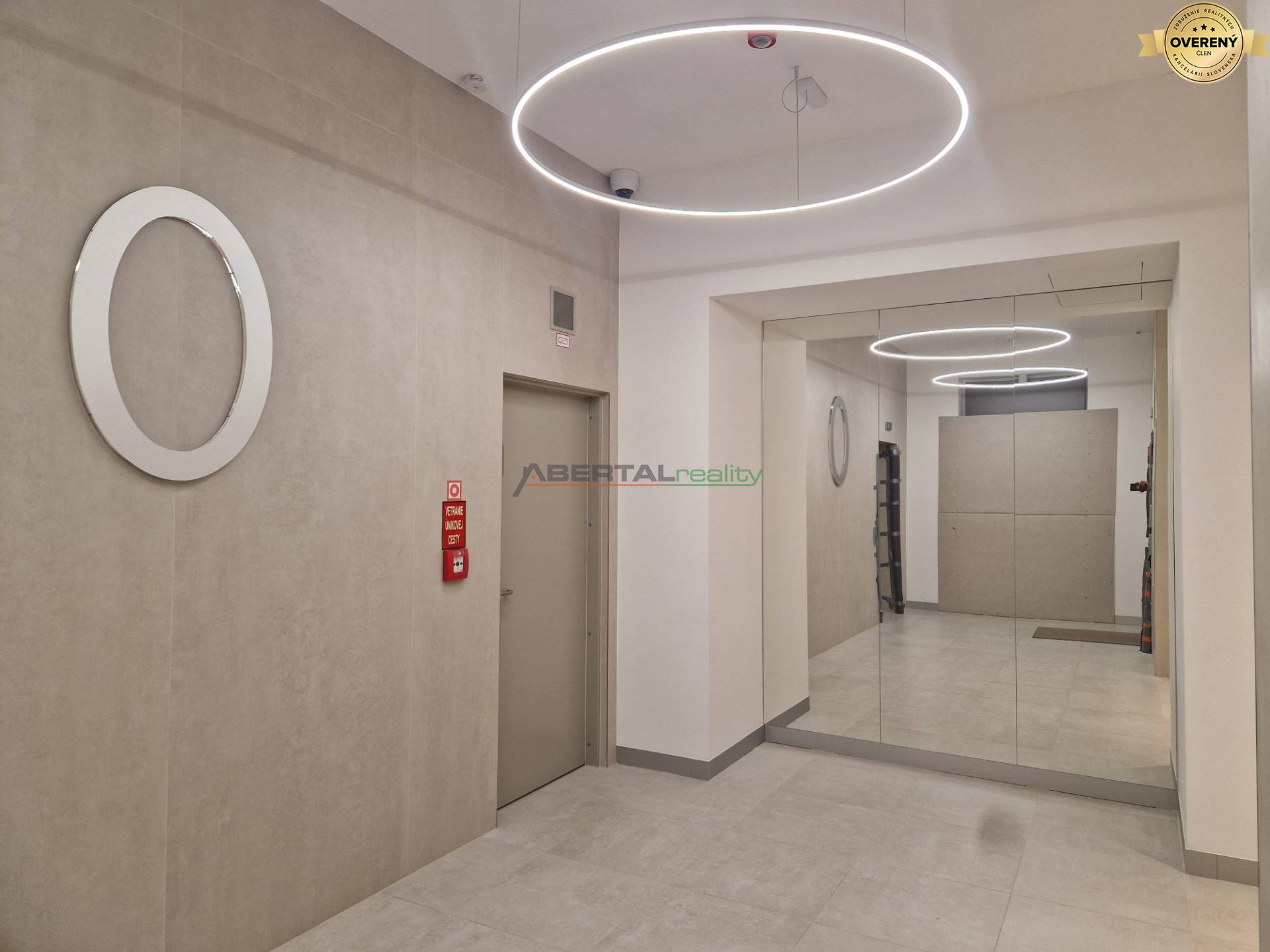 Rent Studio, Studio, Rožňavská, Bratislava - Nové Mesto, Slovakia