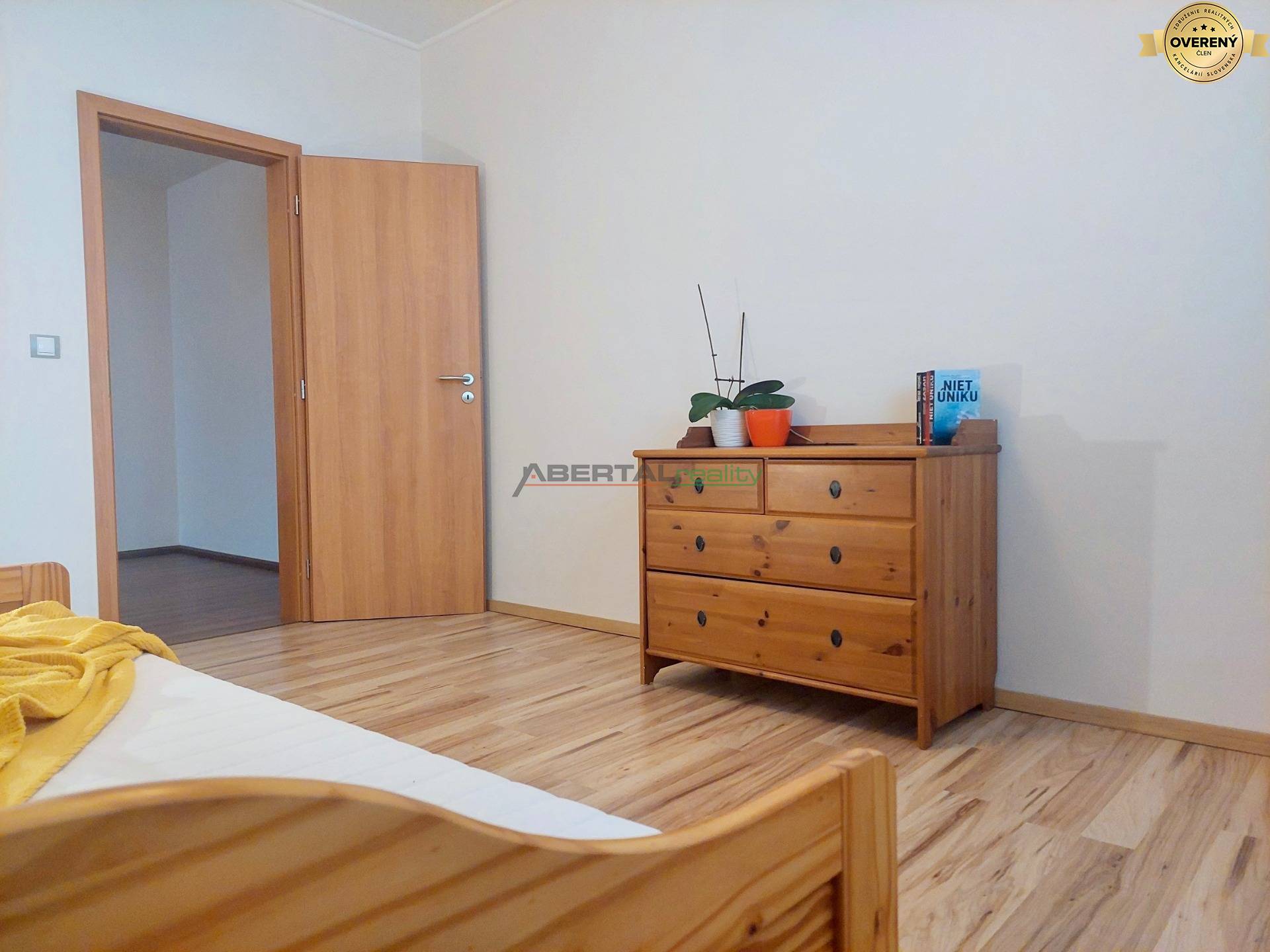 Rent Two bedroom apartment, Two bedroom apartment, Topoľčianska, Brati