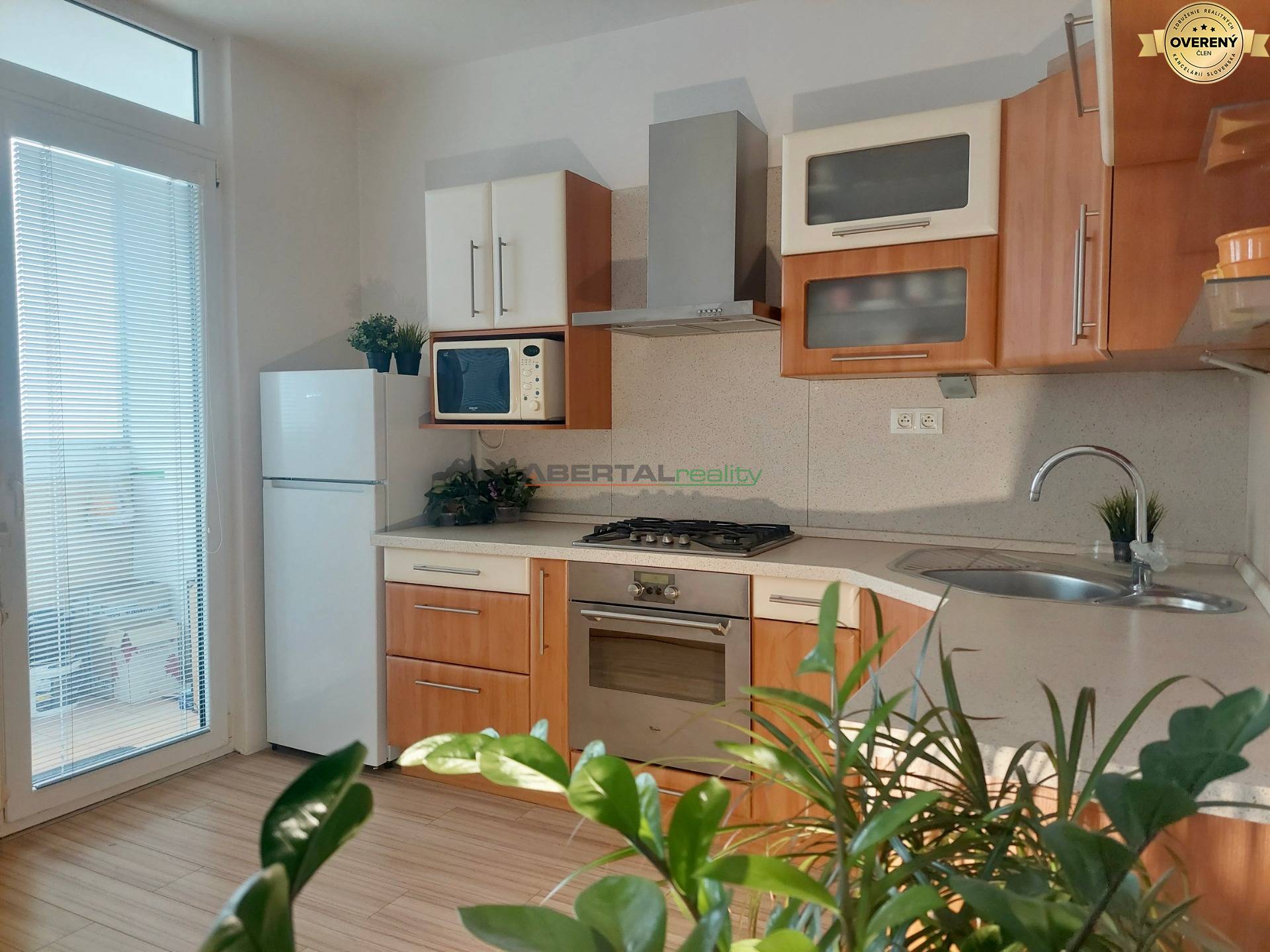 Rent Two bedroom apartment, Two bedroom apartment, Topoľčianska, Brati