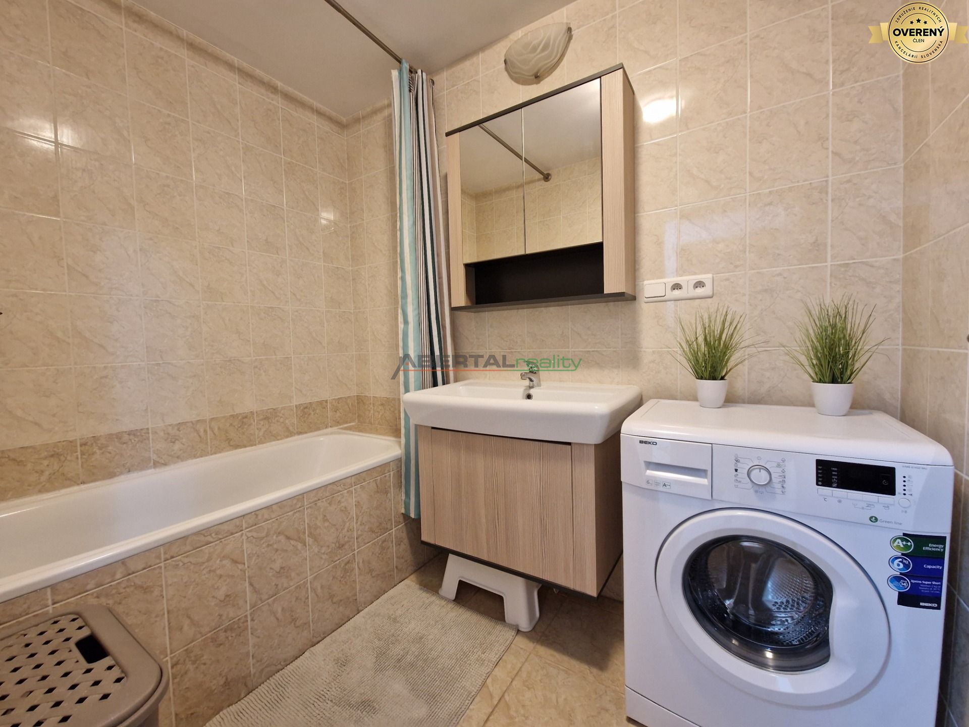 Rent Two bedroom apartment, Two bedroom apartment, Hrachová, Bratislav