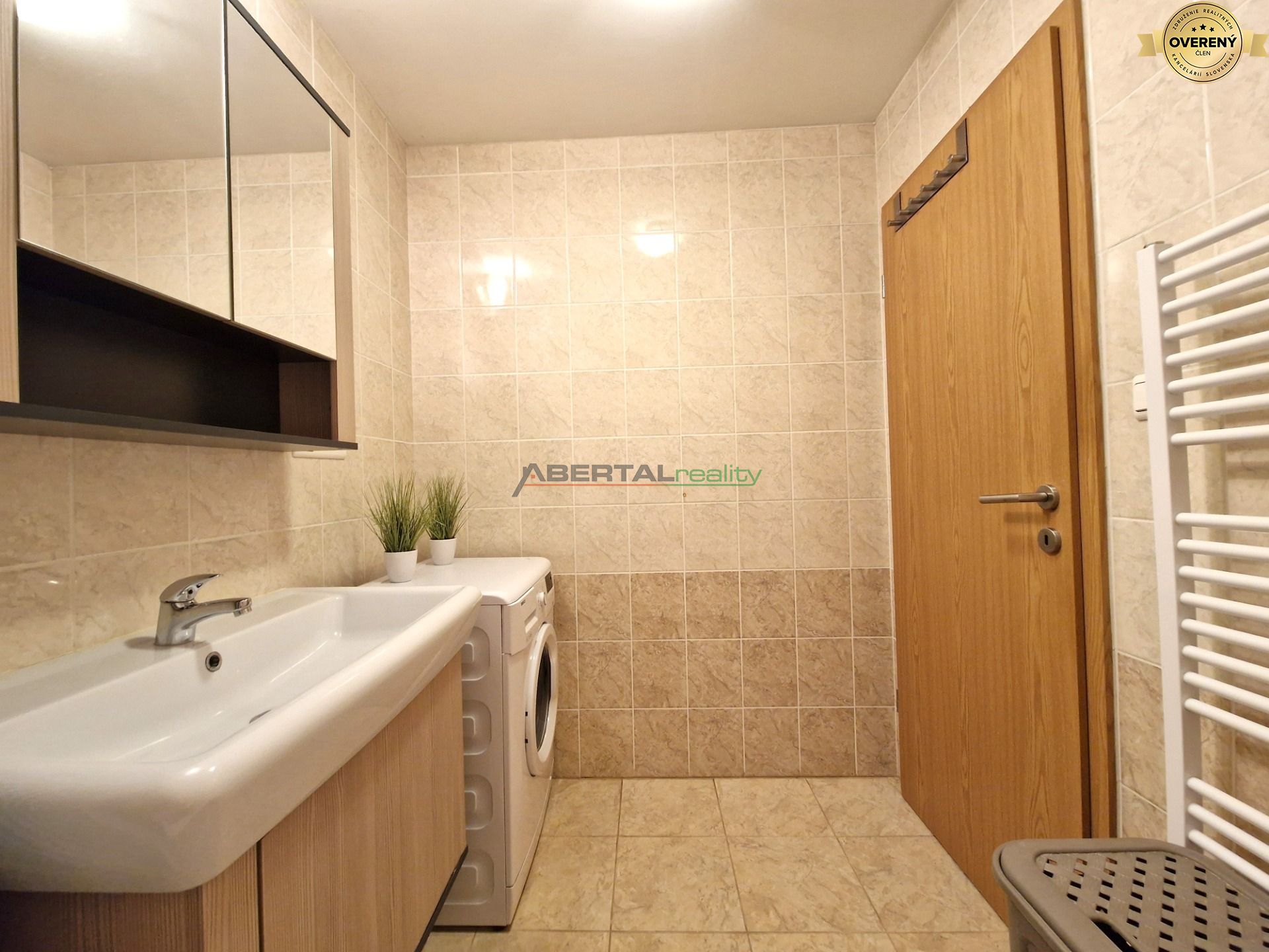 Rent Two bedroom apartment, Two bedroom apartment, Hrachová, Bratislav