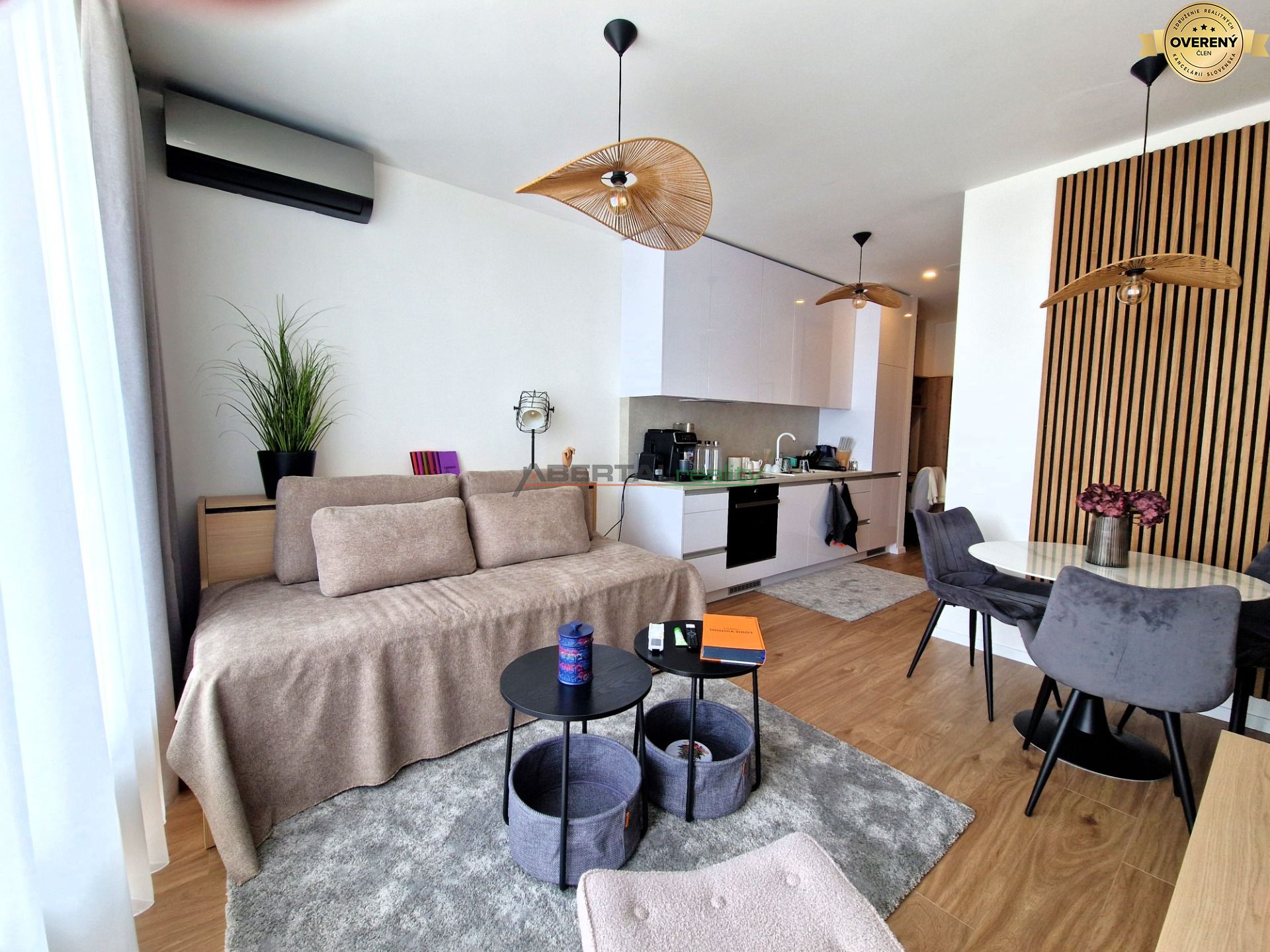 Rent Studio, Studio, Rožňavská, Bratislava - Nové Mesto, Slovakia