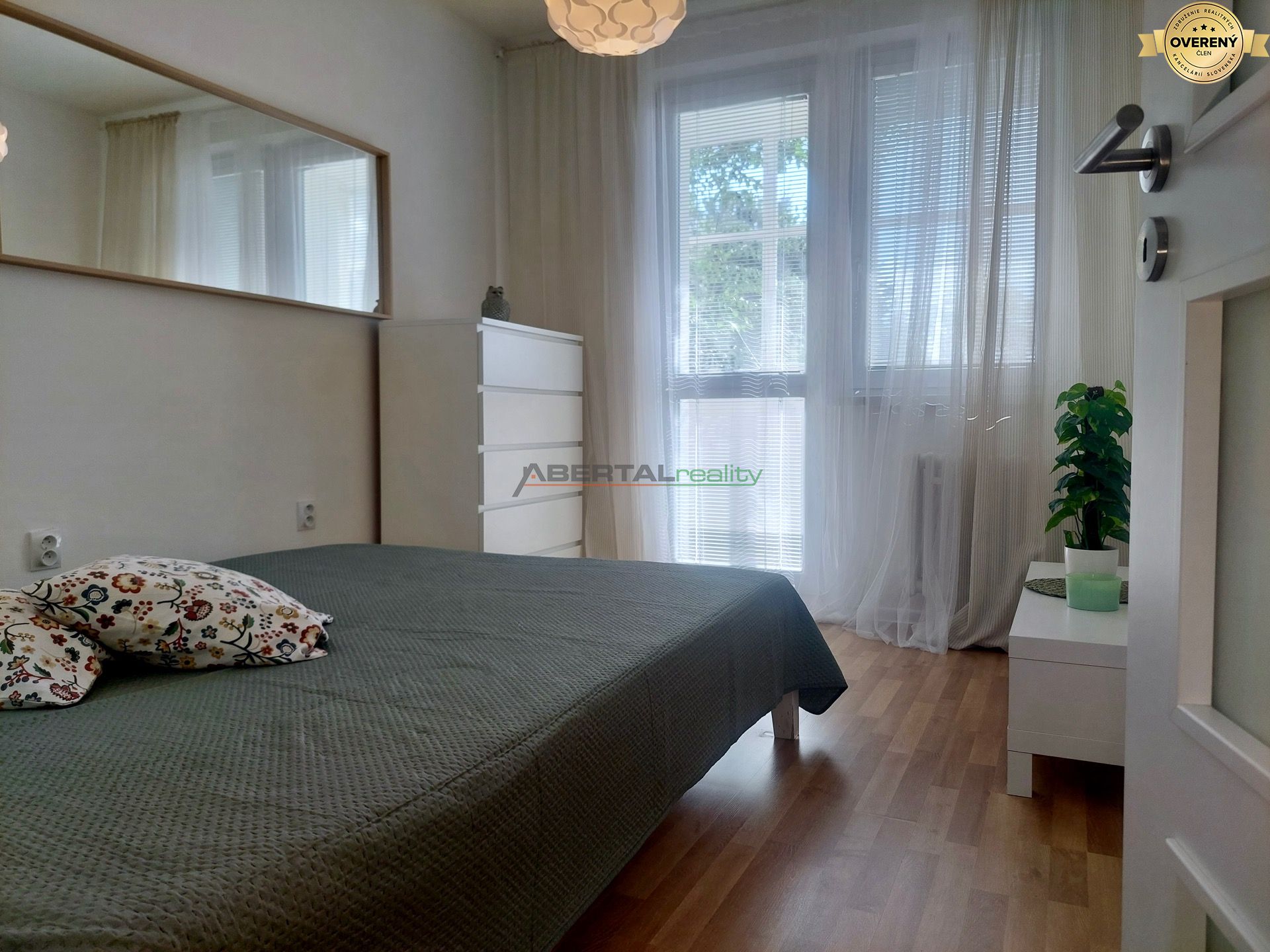 Rent One bedroom apartment, One bedroom apartment, Hlaváčikova, Bratis