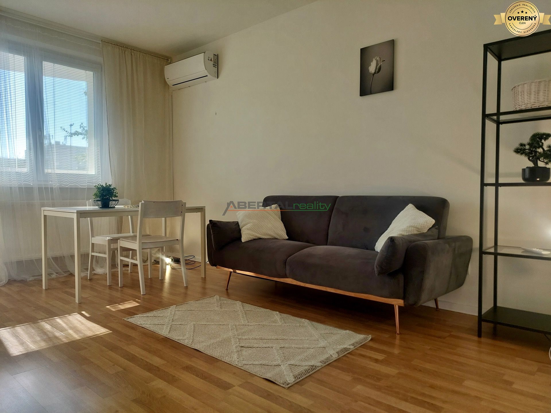 Rent One bedroom apartment, One bedroom apartment, Hlaváčikova, Bratis