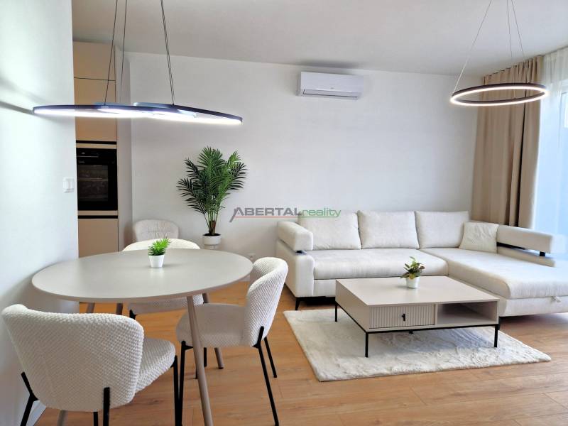 Rent One bedroom apartment, One bedroom apartment, Broskyňová, Senec, 