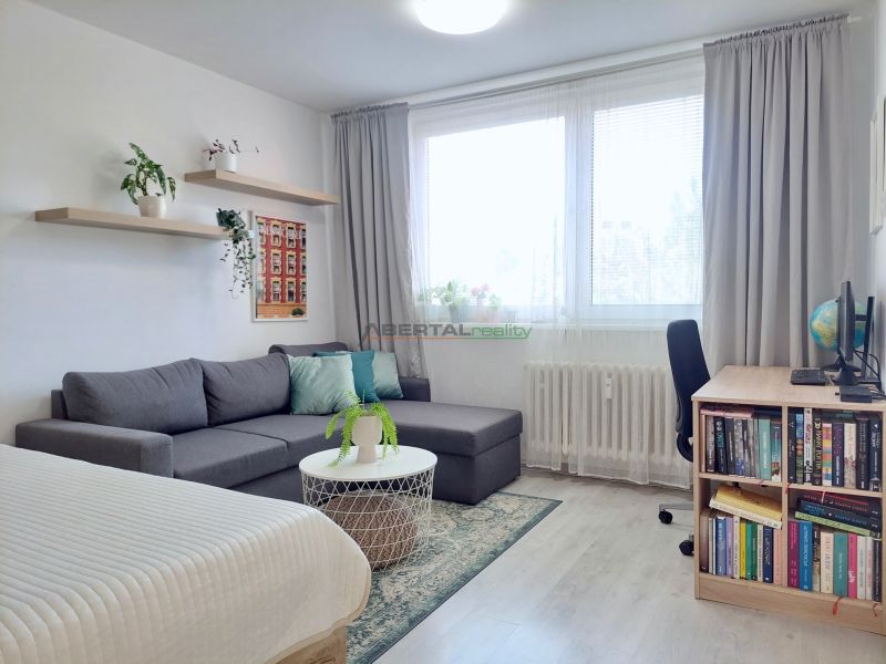 Sale Studio, Studio, Žarnovická, Bratislava - Rača, Slovakia